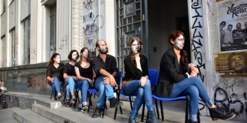 Cuerpo ArteAcción - "SERIE" - Estudiantes de Grupo Acción - Diciembre 2017 - Ciclo de Performance - Coordina: Valeria Píriz Taller Seveso / IENBA - UDELAR - Foto © Federico Meneses www.cooltivarte.com
