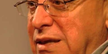 A escena con los Maestros / Ciclo 2009 - Alberto Restuccia Entrevista con una de las figuras emblemáticas del teatro alternativo montevideano. Actor y director.