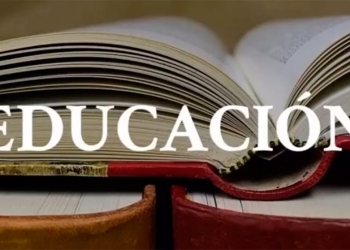 Educación: la otra campana. 15 frases para debatir Comparto la entrevista que me realizaron en el programa La otra campana (Radio Nacional, 1130 AM), donde charlamos sobre los principales problemas del sistema educativo uruguayo. Y va como adelanto algunos puntos planteados y desde los cuales los invito a escuchar la charla y continuar el debate: