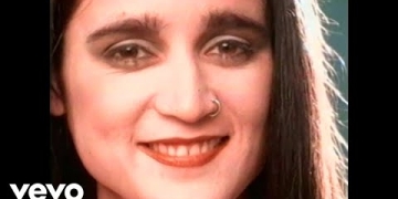 Music video by Julieta Venegas performing Cómo Sé. (C) 1997 BMG Entertainment Mexico, S.A. De C.V.