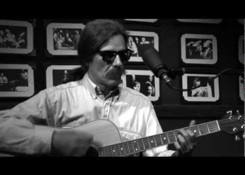 Nuevo clip de la canción incluída en "Sgt Pepe Empty Heads Club Band", publicado en CD por Perro Andaluz. Renzo Teflón Dirigido por Guzmán Vila