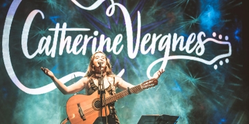Este jueves 24 de setiembre, Catherine se presenta en Montevideo Music Box en su primer espectáculo con banda completa luego de la emergencia sanitaria. Con un show compuesto por piezas del cancionero popular y canciones de su propia autoría, la cantautora nos propone un espectáculo dinámico, emotivo y ameno que acerca al folklore a toda la familia. Las entradas se encuentran a la venta en Abitab