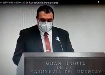 ensayo "Sobre el sentido de educar" ganó la convocatoria del Concurso abierto titulado "Educación: la construcción permanente del futuro. Continuidades y desafíos de la enseñanza en Uruguay", que contó con el jurado conformado por Juan Pedro Mir, Sonia Scaffo y Fabrizio Patritti. El ensayo será publicado en libro papel