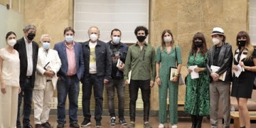 Con motivo del centenario del nacimiento de Mario Benedetti, el Instituto Cervantes organizó, junto con la editorial Alfaguara, un homenaje a su memoria y legado con la presentación del libro «Mario Benedetti. Antología poética», que ha recopilado Joan Manuel Serrat.