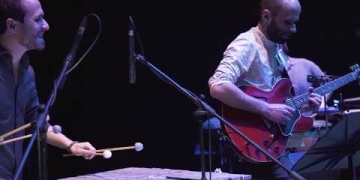 Mateo Ottonello Grupo - Día de mar Mateo Ottonello - Batería y composición Marcos Caula - Guitarra Patricio Carpossi - Guitarra Martin Varela - Bajo Juan Olivera - Trompeta Maximiliano Nathan - Vibrafono Santiago Acosta - Percusión Invitados Hugo Fattoruso - Teclados Urbano Moraes - Bajo Presentación de 1612 y nuevo material en la sala Zavala Muniz del Teatro Solís.