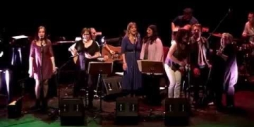 Letra y música: Estela Magnone Grabado en vivo en la Sala Zitarrosa, espectáculo "30", 2013