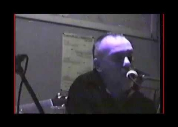 En el ciclo organizado por Isabel de la Fuente; 'Caramelos y pimientos', temporada 2002, Tabaré Rivero junto a La Tabaré, hizo una lectura de sus poesías, en el bar Nat-Capiloncho, de Montevideo-