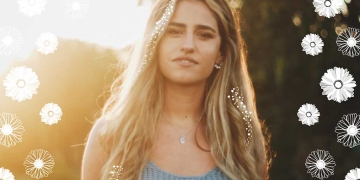 Manuela Bervejillo, mejor conocida como Manumi, es una cantante y compositora uruguaya de 20 años; abrió el concierto de Luciano Pereyra, cantó en el cumpleaños de Marcelo Tinelli y también en el décimo aniversario de Luis Suárez y Sofía Balbi. Hoy presenta su nueva canción: Mi Lugar.