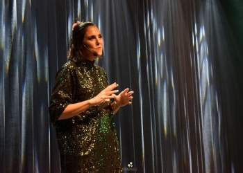 Florencia Infante presentando su unipersonal Jardín de Infante en Magnolio Sala 11.02.21 Fotos Claudia Rivero www.cooltivarte.com