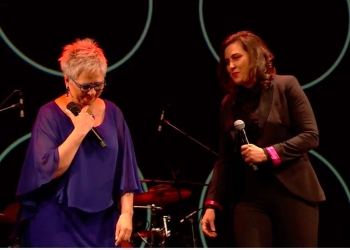 Laura Canoura con Malena Muyala - Inexplicable