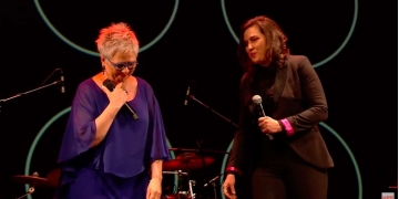 Laura Canoura con Malena Muyala - Inexplicable