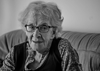 Fotorreportaje a Ida Vitale - Abril 2018 - Foto © Paola Scagliotti www.cooltivarte.com