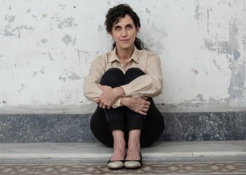 Unipersonal de Leonor Svarcas: NO MÁS FLORES