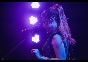 "Cuesta ver" en vivo en La Trastienda el 30/10/2020. Camila Sapin