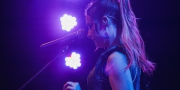 "Cuesta ver" en vivo en La Trastienda el 30/10/2020. Camila Sapin