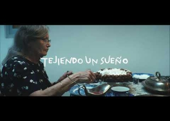 Visitantes - "Tejiendo un sueño" Videoclip en vivo filmado por Kali 2662 en Pensión Milán, Montevideo, Uruguay. Diciembre 2020.