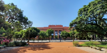 El Museo Nacional de Bellas Artes está ubicado en Av. del Libertador 1473, Ciudad Autónoma de Buenos Aires.