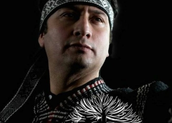 Diego Ancalao - Candidato Presidencial #Independiente #Mapuche Padre y Profesor / Perteneciente del Lof Ancalao / Presidente en Fundación http://ildii.cl / #CHILEPORELBUENVIVIR