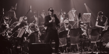 La Orquesta De Las Mil Melodías - Agosto 2021 - Sala del Museo - Foto Andrea Silvera www.cooltivarte.com