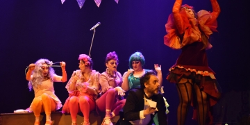 Las coristas en teatro Stella - Agosto 2021 - Foto Andrea Silvera
