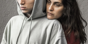 Lorena Vega dirige a Julieta Díaz y Tomás Wicz en Precoz, de Ariana Harwicz