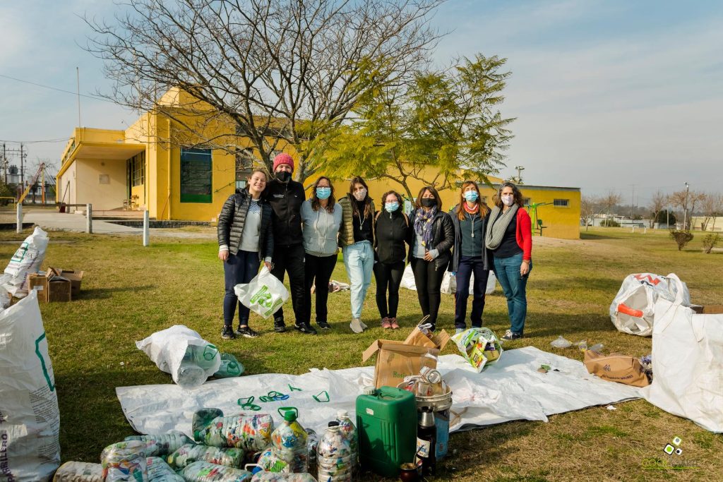 Proyecto CASOS POSITIVOS de Daniela Hernández - Rosario Recicla y NH Recicla - 2021 www.cooltivarte.com
