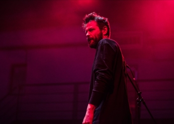 SANTIAGO VAZQUEZ presenta CONCIERTOS ÍNTIMOS