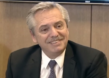 Alberto Fernández, durante la conferencia del 14 de agosto de 2019, realizada luego del llamado que tuvo con el presidente Mauricio Macri.