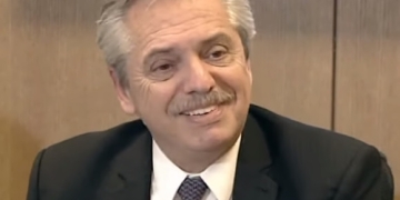 Alberto Fernández, durante la conferencia del 14 de agosto de 2019, realizada luego del llamado que tuvo con el presidente Mauricio Macri.