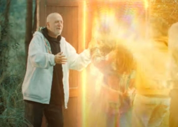 Music video by Gustavo Cordera performing El Baile del Error (Official Video). (C) 2021 SonyMusic Entertainment Argentina S.A.