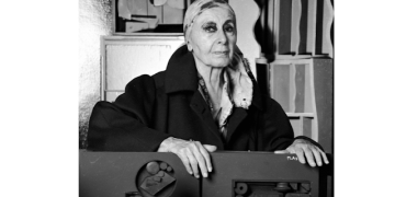 LOUISE NEVELSON