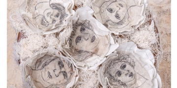 Exposición Por una Cabeza. Museo Zorrilla. Desde el 15 de noviembre de 2021 al 12 de febrero de 2022. “POR UNA CABEZA “Por las Artistas Adriana Rostovsky y Nora Kimelman, Gestoras y productoras del proyecto.