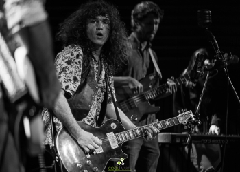 Dinamita y la swing factory FOTOS en Magnolio - Diciembre 2021 - Foto Maximiliano Irrazabal