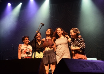 Niña Lobo abriendo el show de Eté & Los Problems en La Trastienda - 23-11-21 - Fotos Claudia Rivero