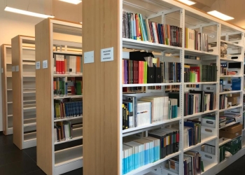 biblioteca de la INDDHH