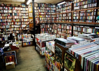 Interior de la librería Paradiso