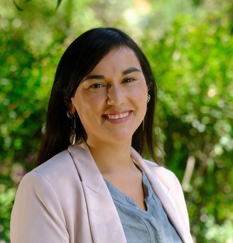 Retrato oficial de Izkia Siches en 2022 - Fuente gob.cl