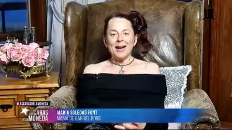 Gabriel Boric en contacto en vivo con su madre, María Soledad Font, desde Punta Arenas