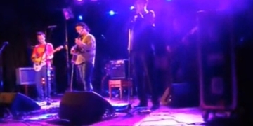 Daniel Domínguez & La 33: "33 es un Blues (P. Meneses)