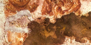 Fresco de la Virgen María con el niño Jesús en brazos, y el profeta Balaam. Datado de finales del siglo II, es la representación más antigua conocida de María.
