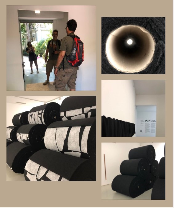 Pabellón de Uruguay en la 59 Bienal de Venecia. Daniel Benoit Pabellón de Uruguay en la 59 Bienal de Venecia. Artista: Gerardo Goldwasser (Montevideo, 1961) Curaduría: Pablo Uribe + Laura Malosetti La propuesta denominada Persona, ha tenido una buena acogida entre el público en general, habiendo sido reconocida por varios medios, dejando a nuestro país muy bien parado. Enhorabuena para todo el equipo.