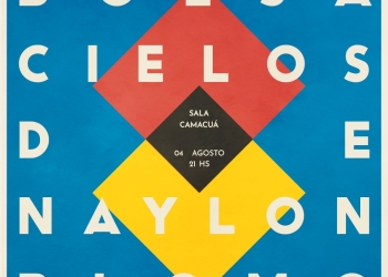 Bolsa de naylon en la Rama de un árbol