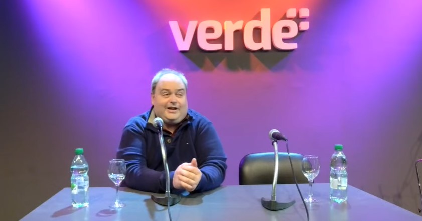 Miguel Olivencia en conferencia de prensa por los nominados Premios Graffiti 2022