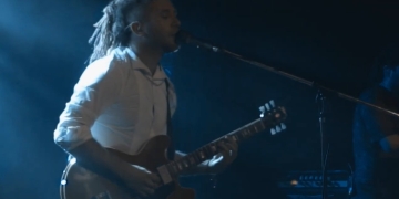 Todo Aparenta Normal - La Era de Acuario (en vivo)
