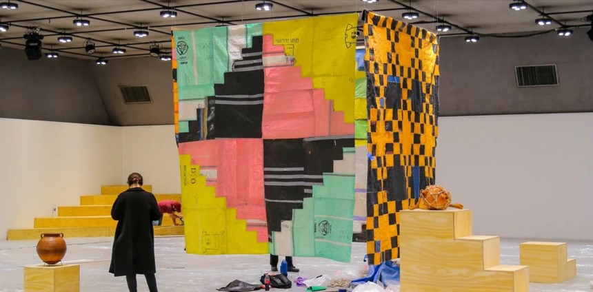 En plano montaje la instalación de Candelaria Traverso