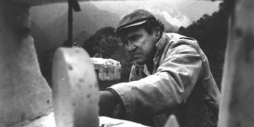 La ACADEMIA NACIONAL DE LETRAS invita a usted a la sesión extraordinaria y pública en la que, con motivo de cumplirse el centenario de su nacimiento, tributará homenaje a la memoria del artista GONZALO FONSECA con una conferencia a cargo del académico GABRIEL PELUFFO.