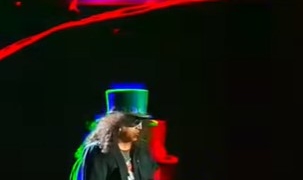 GUNS N’ ROSES estuvo tremendo – Uruguay – Estadio Centenario – octubre 2022 Foto Carlos Lebrato