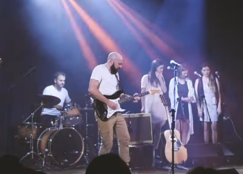 Cutinella & Convivientes – Punto Ciego (en vivo en Sala Camacuá)