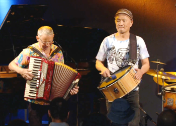 Dos Orientales - El dúo en Gira de Verano - Entrevistamos a Tomohiro Yahiro, el otro Oriental.