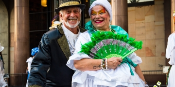 Desfile carnaval 2023 por Adrian Plassencia - calle 18 de julio - Montevideo